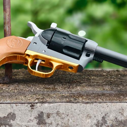 尘烟霓虹-v1.0(破解永久免付费版-痞坏左轮西部牛仔)图标