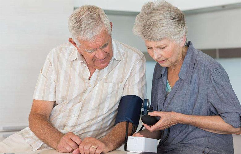 older可以表示老人吗