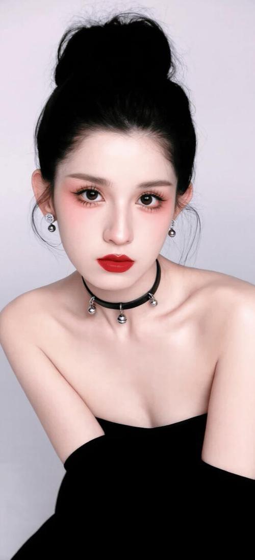 哈妮克孜个人资料