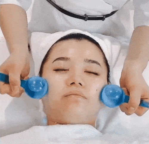 美图秀秀修颈纹