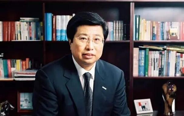 青岛周厚健与杨绍鹏图标