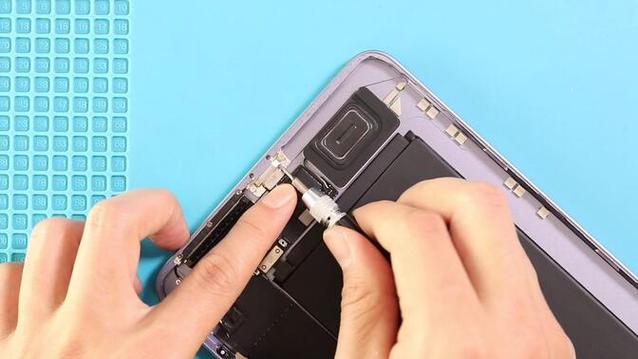 iPad排线松了维修视频缩略图
