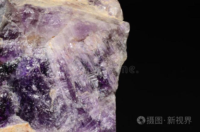 紫水晶洞玛瑙层厚好吗