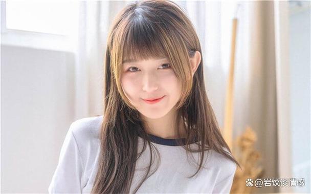 女生发两个句号怎么回