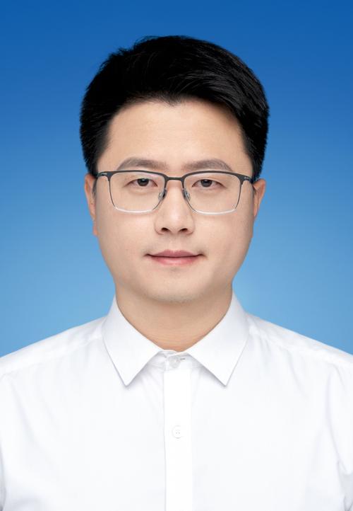 孟晚舟与何品洁的比较