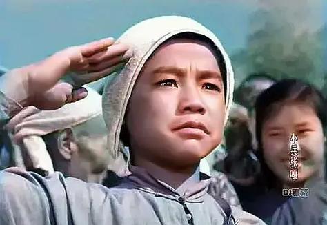 小兵看电影缩略图