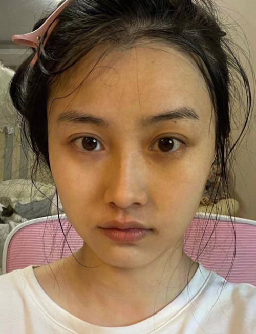 照片人脸太暗怎么处理