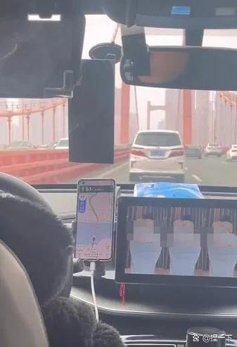 顺风车两个人不在一个地方上车