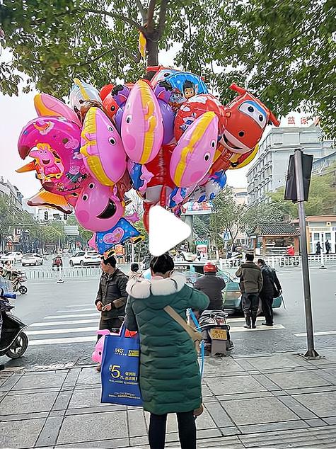 夜市摆摊打气球犯法吗
