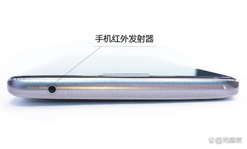 苹果红外线感应器