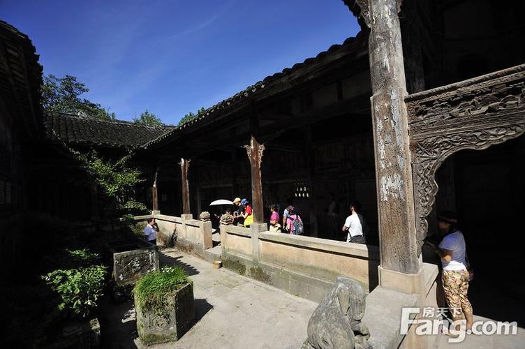 重庆带院子老房子出售