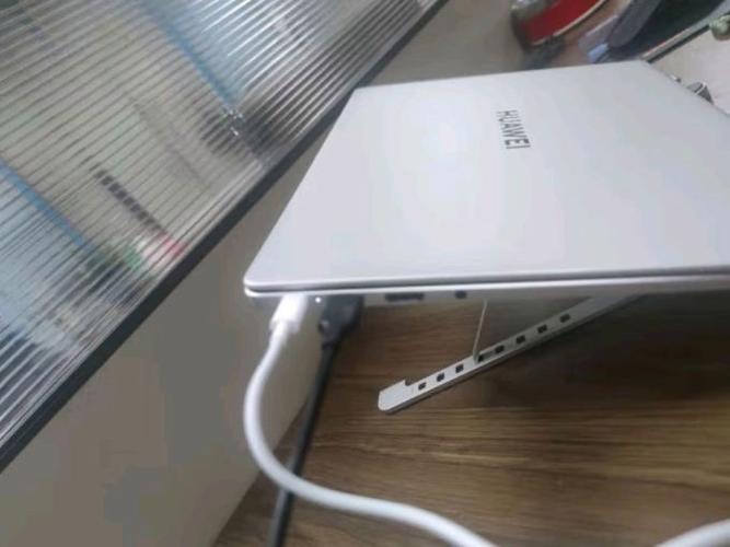 华为matebook可以用触控笔吗