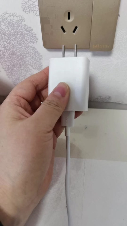 手机充电口插不进去充电线