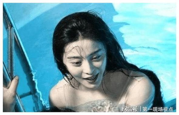 比基尼美女在线观看电视剧截图