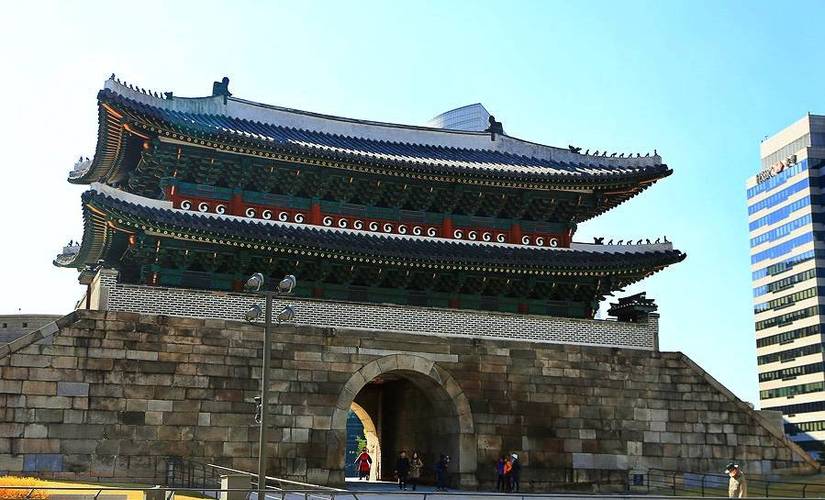 韩国南大门和东大门有什么区别