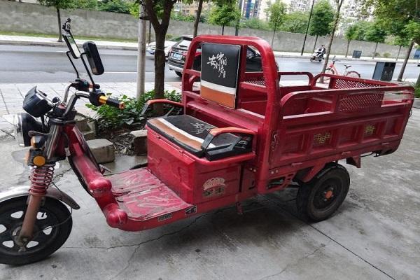 电动三轮车没有劲是怎么回事