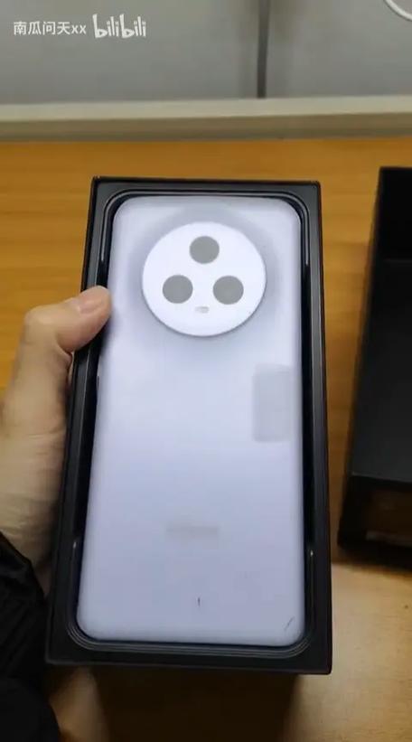 荣耀magic5开箱视频