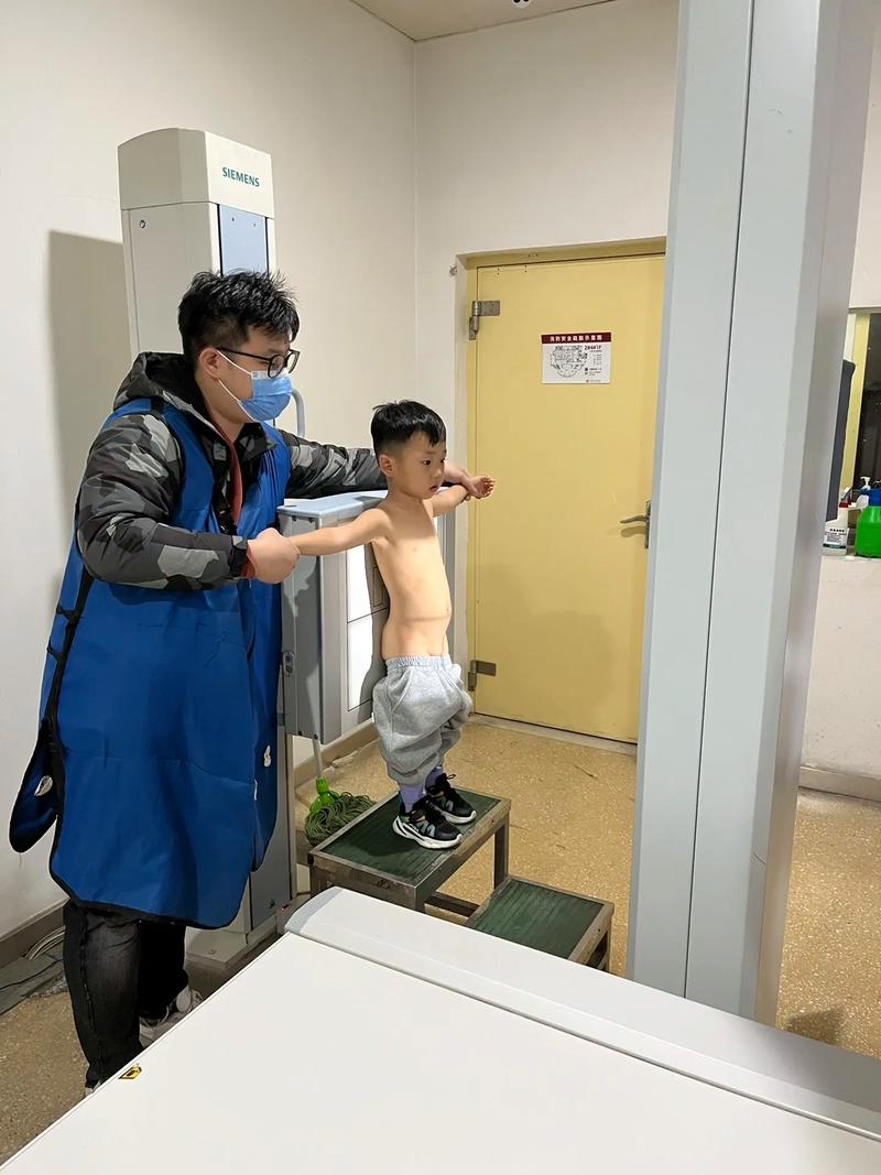 人体能孵出小鸡吗