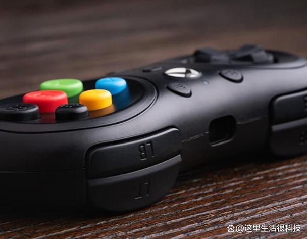 八位堂手柄的精英软件怎么使用