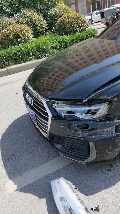 奥迪a6耐撞吗