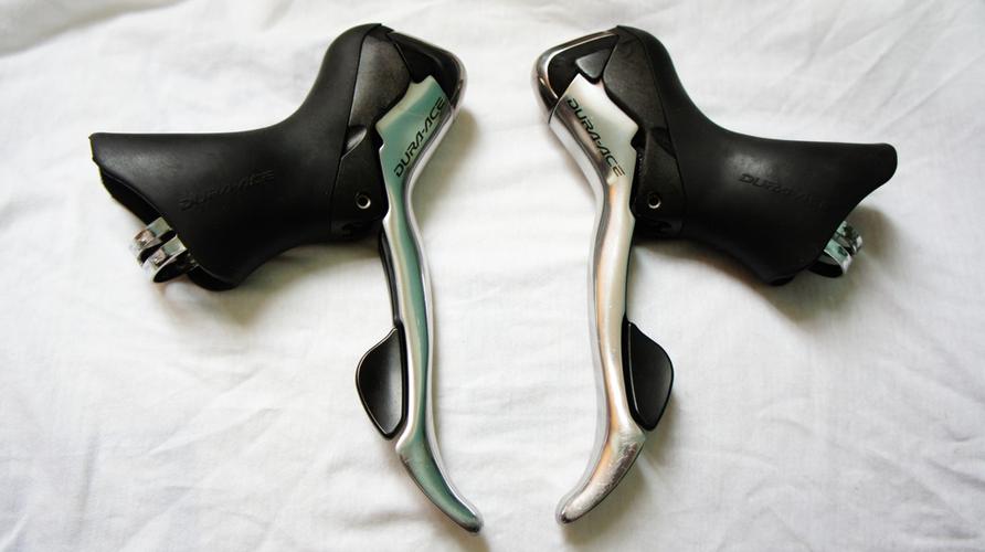 SRAM APEX