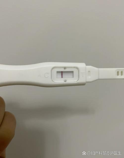 月经推迟6天一条杠准吗