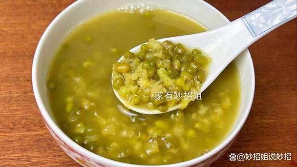 绿豆去皮妙招 用热水