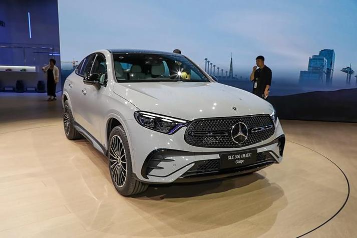 奔驰纯电车2025款价格游戏截图