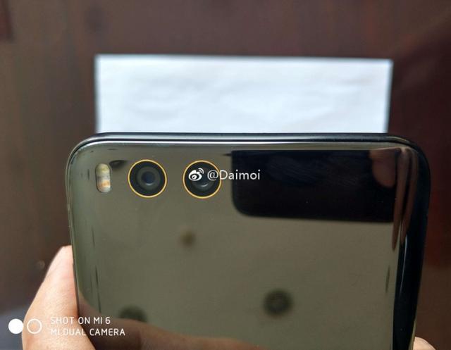 小米6后盖老是粘不牢缩略图