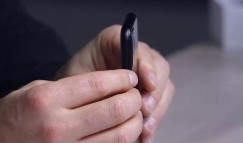 iphonemax怎么调出小白点缩略图