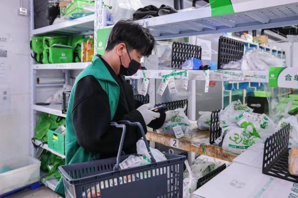 美团分拣员累吗