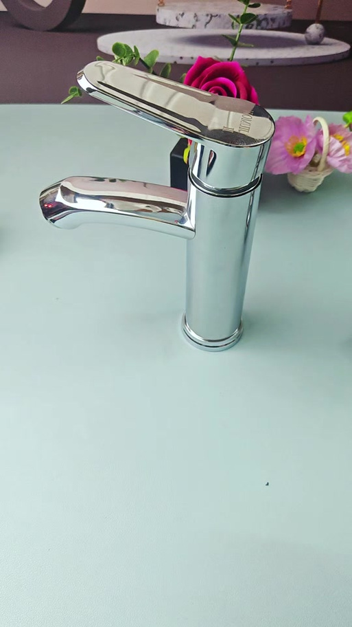冷热两用水龙头不出热水