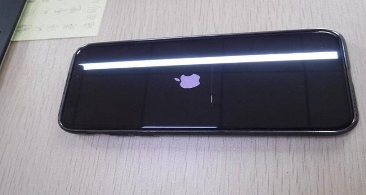 苹果x摔出白色横条纹图标