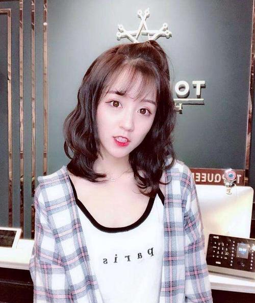 莉哥现在是什么情况