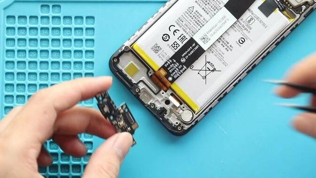红米9a换电池视频教程