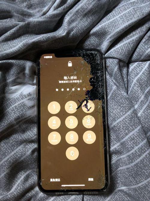 苹果x摔碎后绿屏闪屏游戏截图