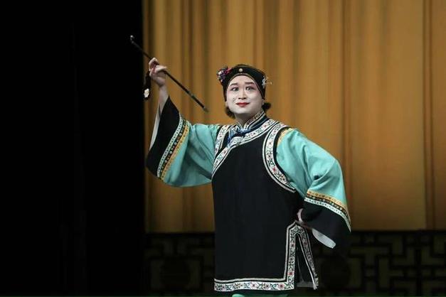 鲁肃京剧演员简介