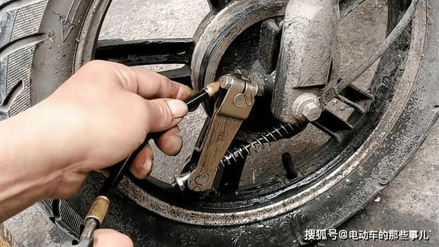 绿源电动车定位怎么使用游戏截图