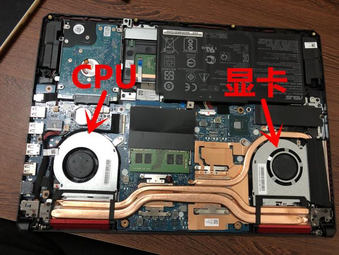 笔记本cpu风扇在左边还是右边