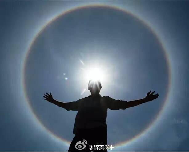 什么是自带光环的人缩略图