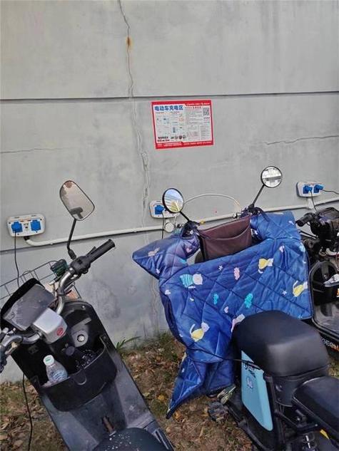 电动车冬天充电3小时就满了夏天还能