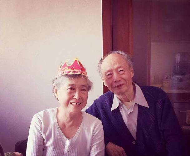 小星星一家三口挑战24小时