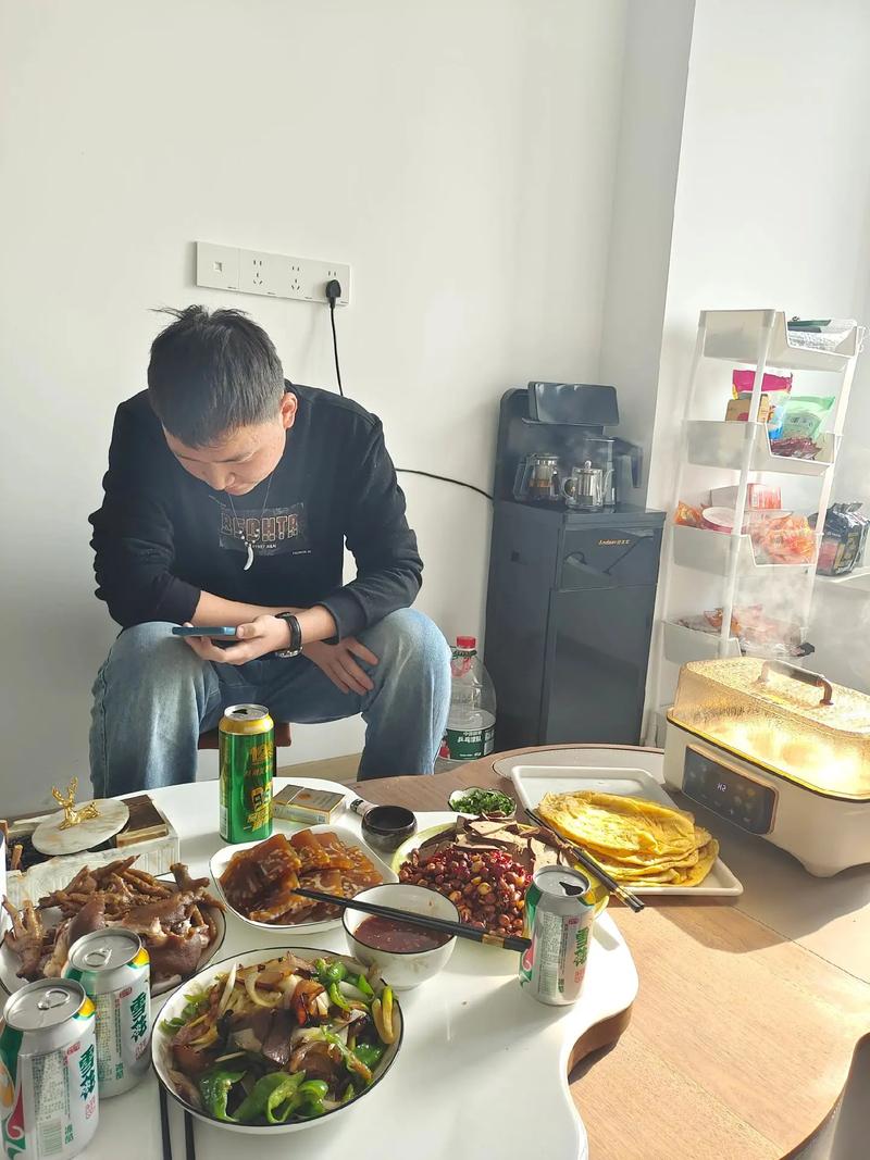 实拍喝酒视频