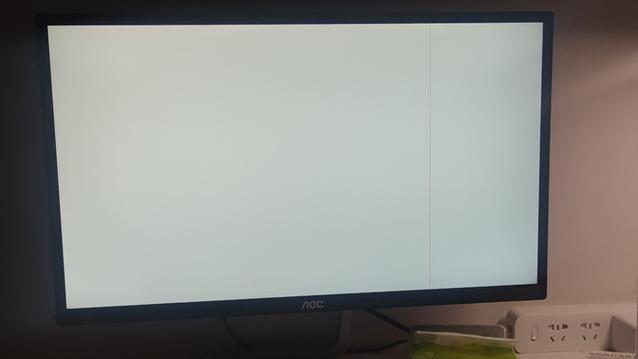 液晶电视满屏幕竖线
