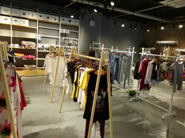子不语服装有限公司