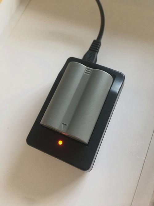 相机充电器