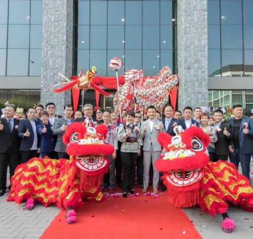 满星云集团是干什么的图标
