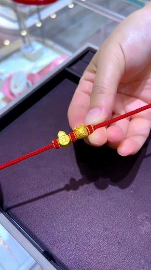黄金 福袋和葫芦的寓意