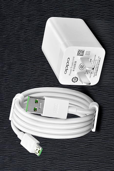 oppo充电器鉴别真伪的方法
