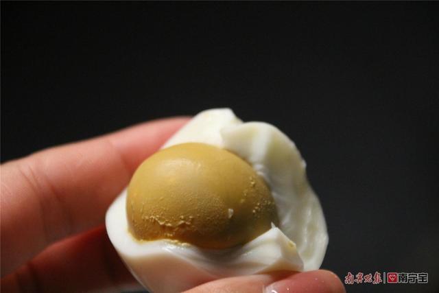 卤蛋蛋黄为啥是黑色的